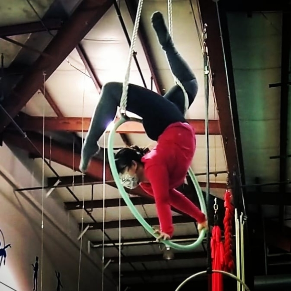 Meet your Posher, Jan - Picture 3 of 6